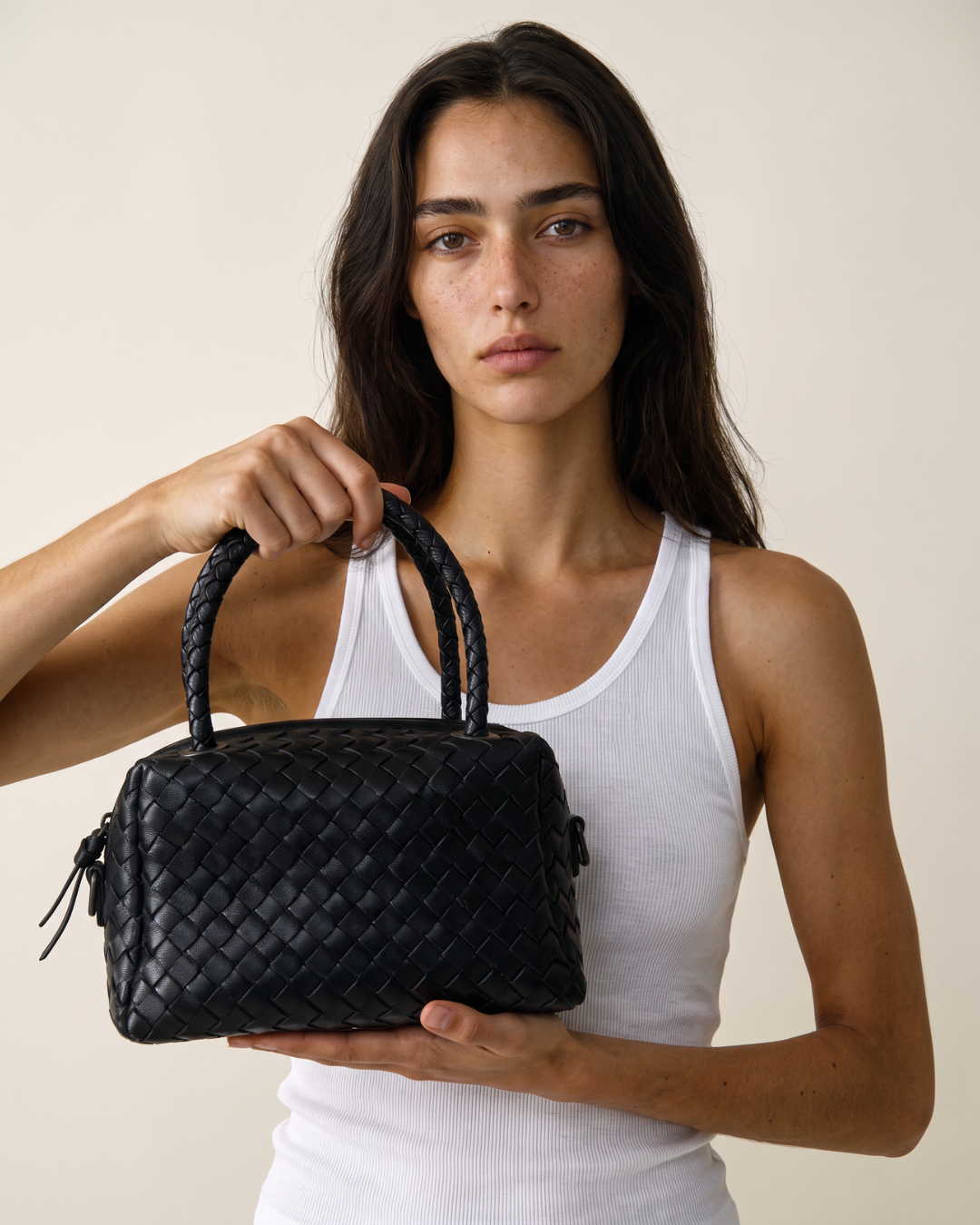 Shiny Black | Close